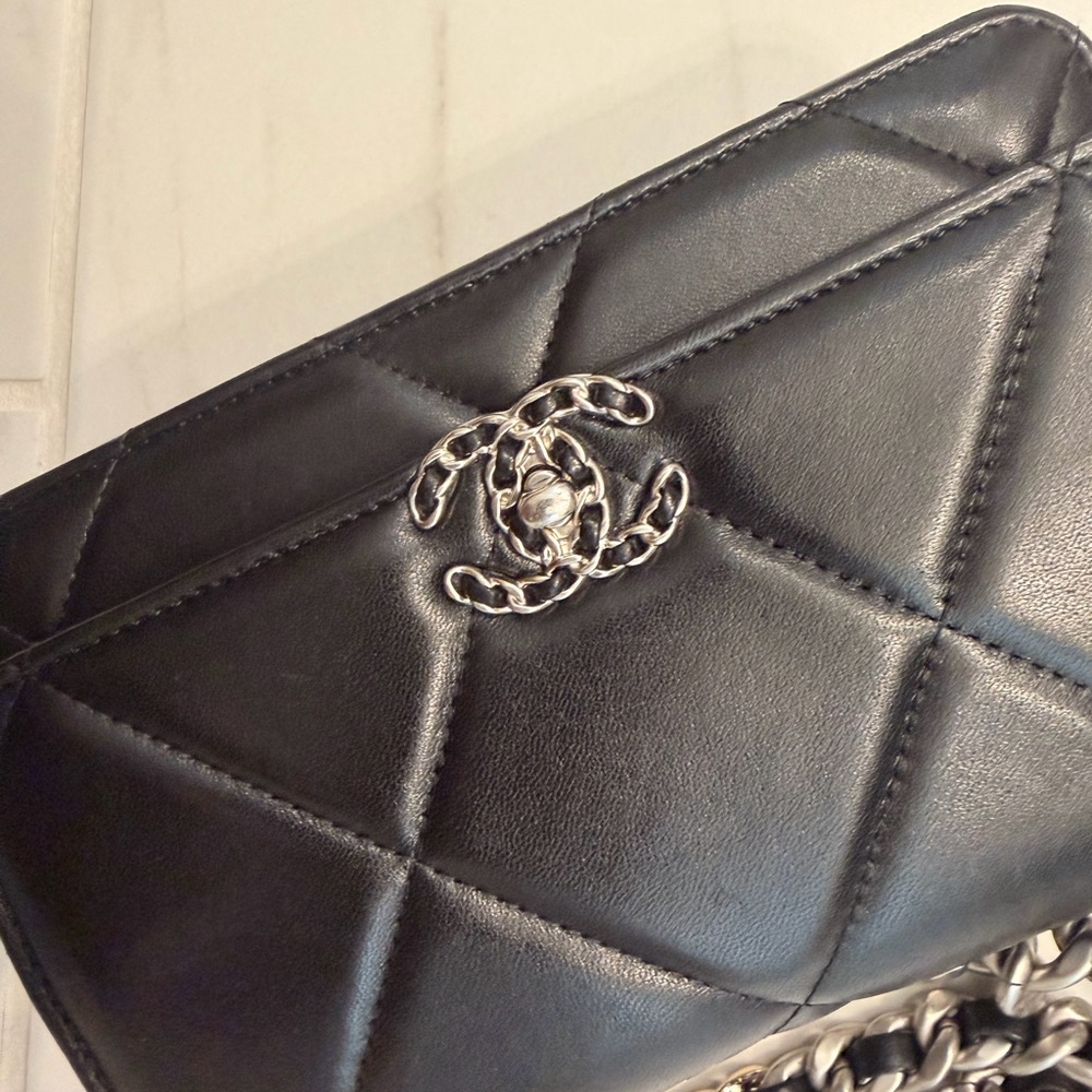 CHANEL
Lambskin Quilted Chanel 19 Wallet On Chain WOC Black - Picture 9 of 16